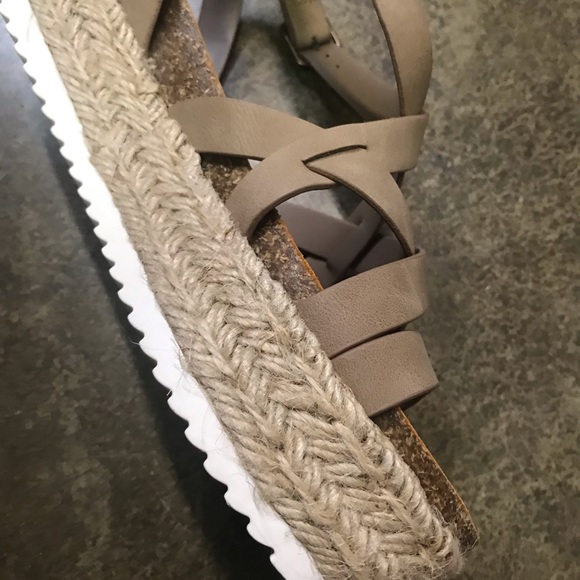 Dark Natural Strappy Flatform Straps Espadrille - Picture 5 of 8